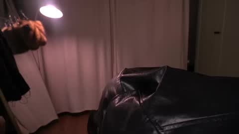 Snapshot of lisa_schiele chatting on March 28, 8:41 pm Elisabeth or Lisa online show from March 28, 8:41 pm