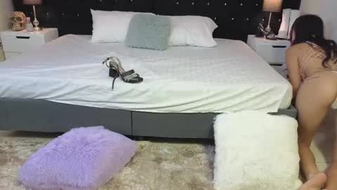 lisa_sweetas online show from January 19, 1:42 am