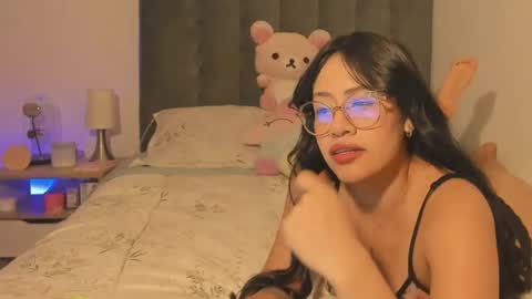 Lisa Thompson online show from April 29, 2:59 am