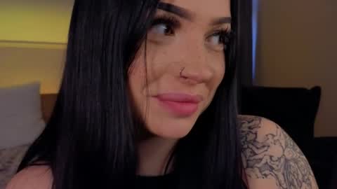 lisaaaliss online show from May 8, 10:31 am