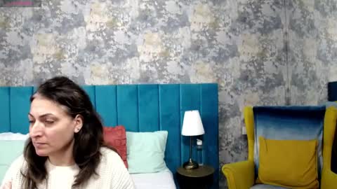 lisacroft online show from November 23, 7:52 am