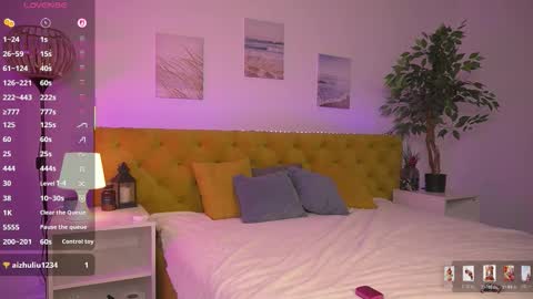 Snapshot of lisafoxy_ chatting on March 6, 12:40 am Lisa online show from March 6, 12:40 am