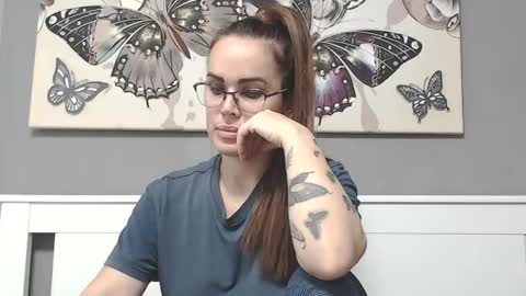 Lisa Grand online show from January 4, 9:31 pm