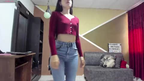 Lisa Gray Independent Model online show from June 13, 7:12 pm