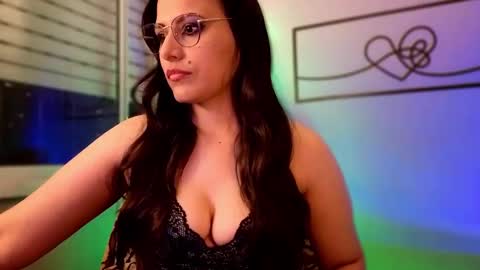 lisainthesky online show from November 17, 10:59 pm