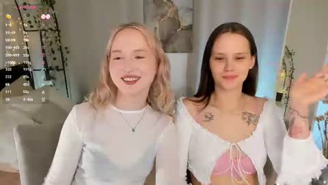 Lisa blonde  Alisa brunette online show from June 13, 9:24 pm
