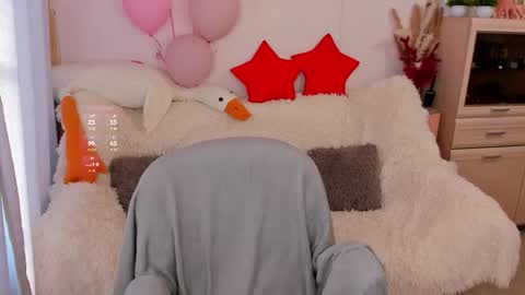 Snapshot of lisamooore chatting on March 9, 7:12 am Lisa Moore online show from March 9, 7:12 am