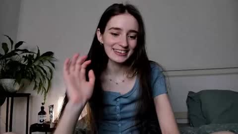 Lisa online show from March 1, 10:10 pm