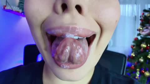 Lisbet online show from December 30, 10:34 pm