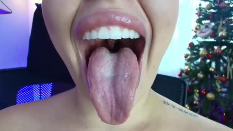 Lisbet online show from January 15, 7:12 pm