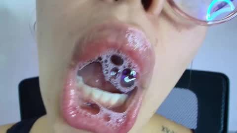 Lisbet online show from September 9, 10:31 pm