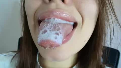 Lisbet online show from September 30, 10:15 pm