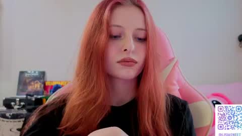 Snapshot of lisiasweet chatting on July 15, 2:11 pm Lika online show from July 15, 2:11 pm