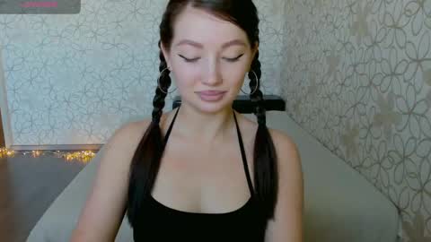 lissa_cristal_ online show from May 25, 9:59 am