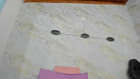 Snapshot of lissa_harris_ chatting on February 10, 9:25 am Lisa online show from February 10, 9:25 am