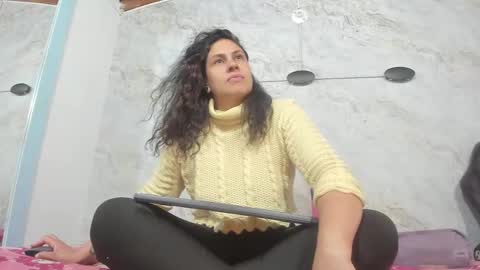 Snapshot of lissa_harris_ chatting on March 12, 3:02 am Lisa online show from March 12, 3:02 am