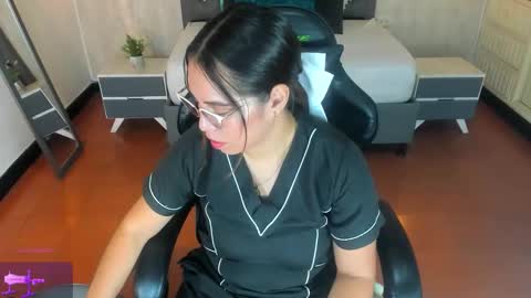 Snapshot of lissa_jhonsoon chatting on November 15, 1:47 am L I S S A online show from November 15, 1:47 am