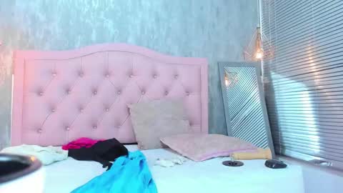 Snapshot of lissa_jhonsoon chatting on December 14, 1:49 pm L I S S A online show from December 14, 1:49 pm