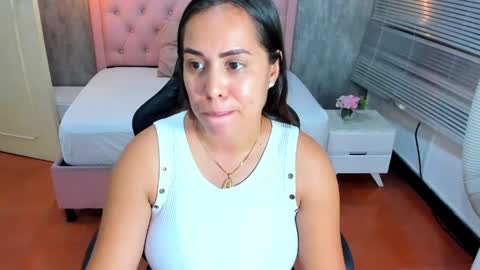 Snapshot of lissa_jhonsoon chatting on April 14, 3:01 am L I S S A online show from April 14, 3:01 am
