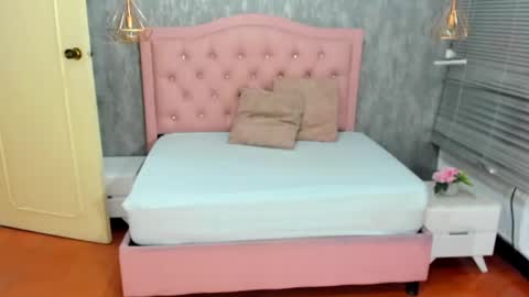 Snapshot of lissa_jhonsoon chatting on May 12, 3:03 am L I S S A online show from May 12, 3:03 am