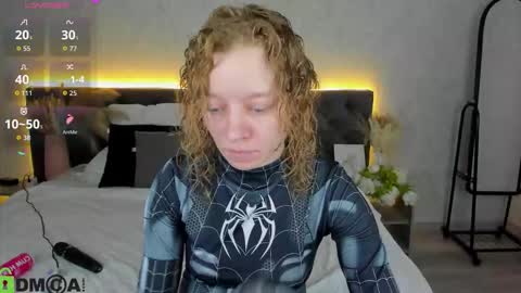 Snapshot of lissa_kitsune chatting on February 27, 9:09 am Lissa online show from February 27, 9:09 am