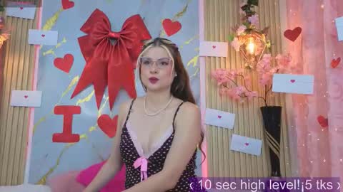 LISSA DUPONT online show from February 12, 4:13 pm