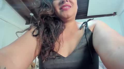 Snapshot of lissaharris chatting on December 1, 4:28 am lissaharris online show from December 1, 4:28 am