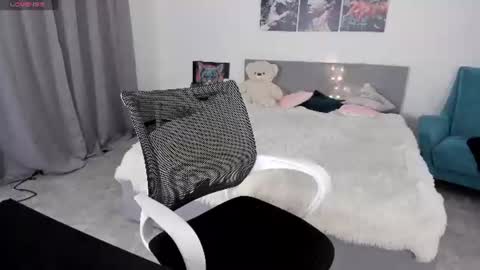 lissameoww online show from July 19, 1:31 am