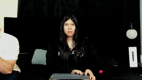 Natalia and alejandro online show from February 3, 10:31 am