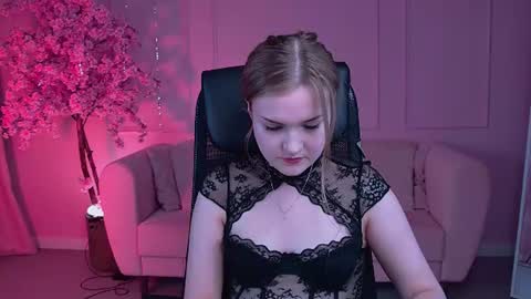 Lissa Telor online show from July 28, 2:13 pm