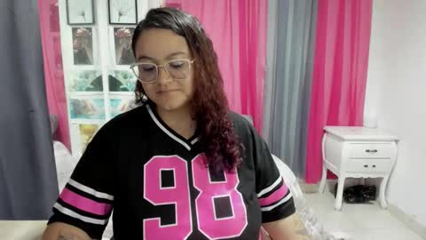 lissa online show from December 17, 9:54 pm