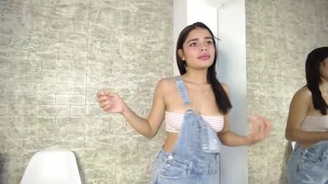 Snapshot of lissbrown chatting on November 15, 12:56 pm Liss Brown online show from November 15, 12:56 pm