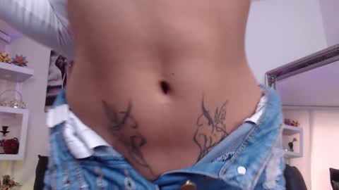 Snapshot of lissbrown chatting on December 5, 12:58 pm Liss Brown online show from December 5, 12:58 pm