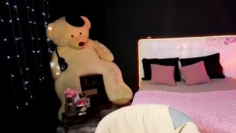 Lena online show from November 27, 2:57 am