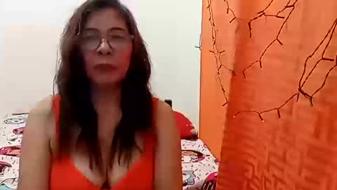 Snapshot of litamilf14 chatting on December 17, 2:39 am litamilf14 online show from December 17, 2:39 am