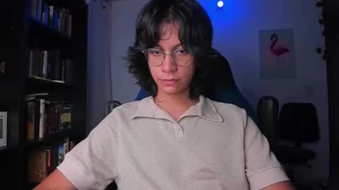 Snapshot of literateboy chatting on October 11, 12:43 am Literateboy online show from October 11, 12:43 am