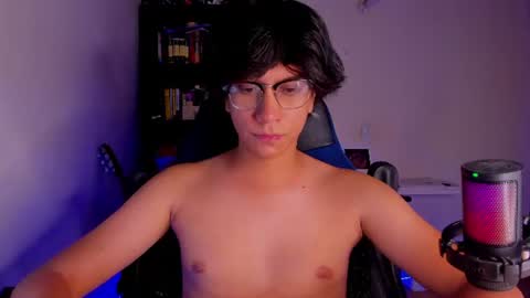 Literateboy online show from August 1, 1:38 am