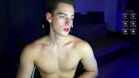 Snapshot of litmate chatting on October 13, 10:54 pm ask me online show from October 13, 10:54 pm