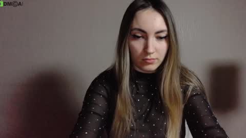 Snapshot of little___angell chatting on December 6, 3:44 pm Tina online show from December 6, 3:44 pm