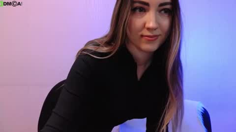 Snapshot of little___angell chatting on February 20, 3:30 pm Tina online show from February 20, 3:30 pm