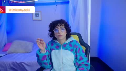  AMY  online show from December 21, 9:04 pm
