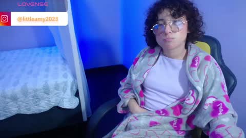  AMY  online show from January 15, 9:45 am