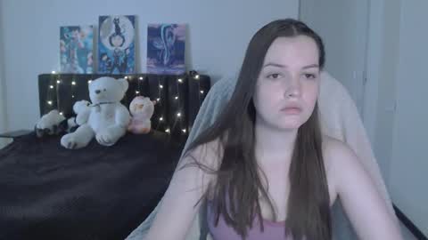 little__flowers online show from September 21, 7:21 am