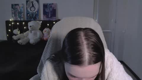 little__flowers online show from September 30, 11:04 am