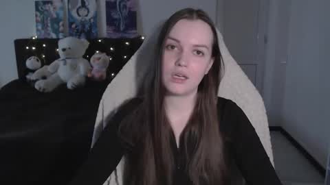 little__flowers online show from February 18, 9:38 am