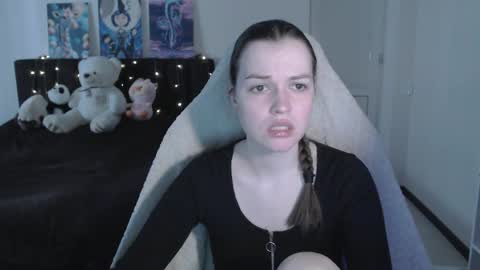 little__flowers online show from March 19, 9:57 am