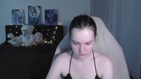 little__flowers online show from July 6, 10:01 am