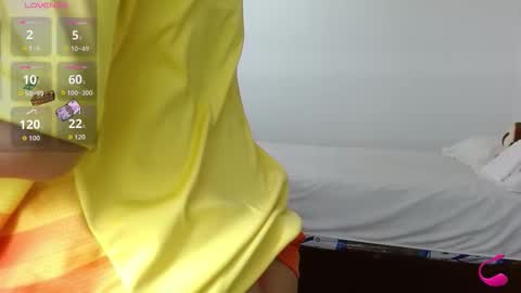 Catalina online show from March 26, 8:36 pm