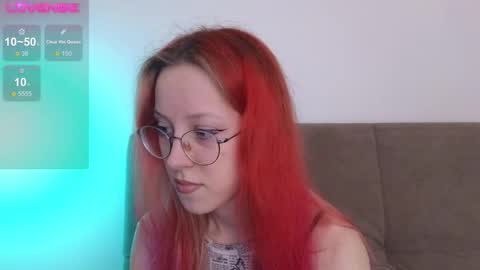 little_bliss online show from February 6, 1:32 am