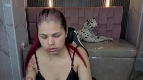 Snapshot of little_cherry_b chatting on October 17, 8:11 pm Cherri online show from October 17, 8:11 pm